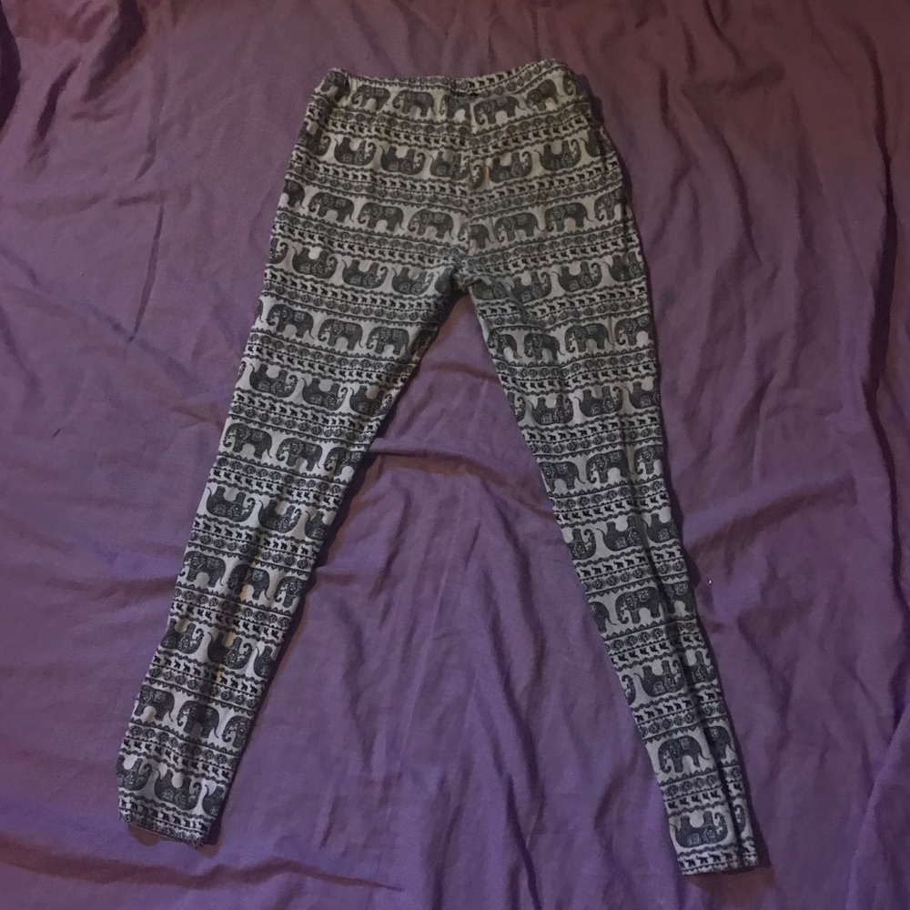 Elephant Legging - Picture 3 of 3